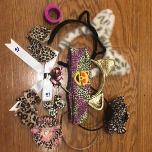 Cat Themed Accessory Set